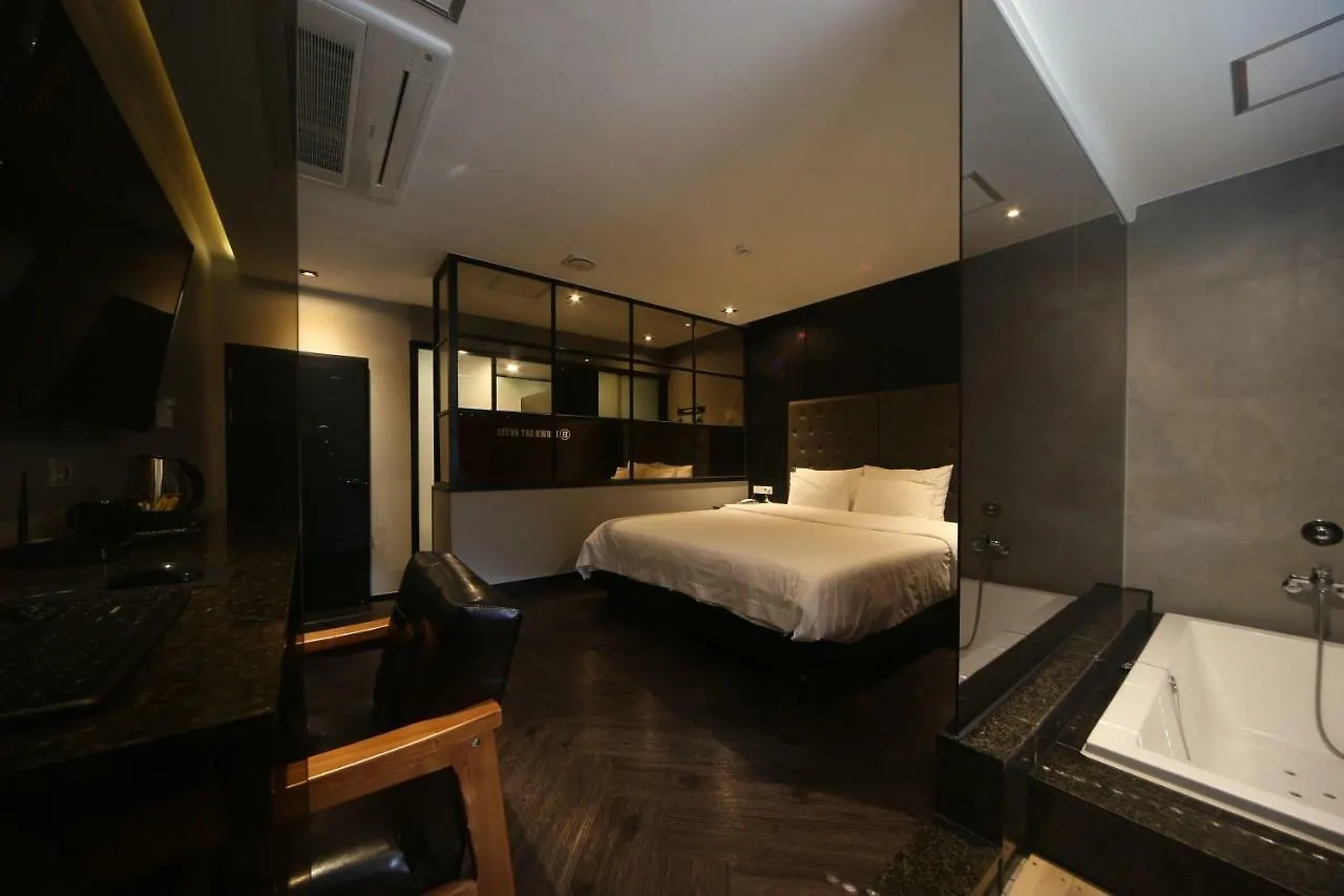 Beomil Brown Dot Hotel Busan