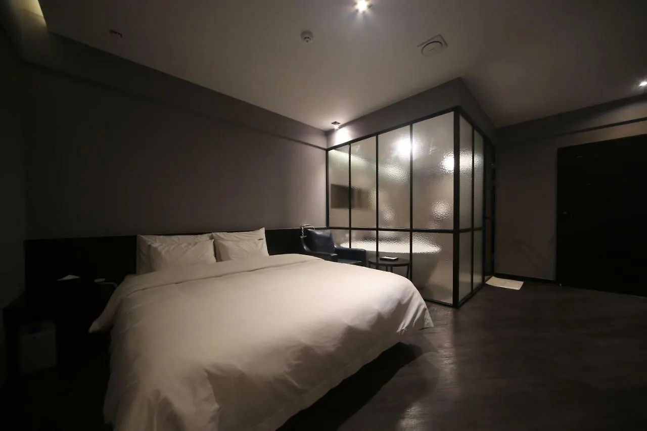 Beomil Brown Dot Hotel Busan