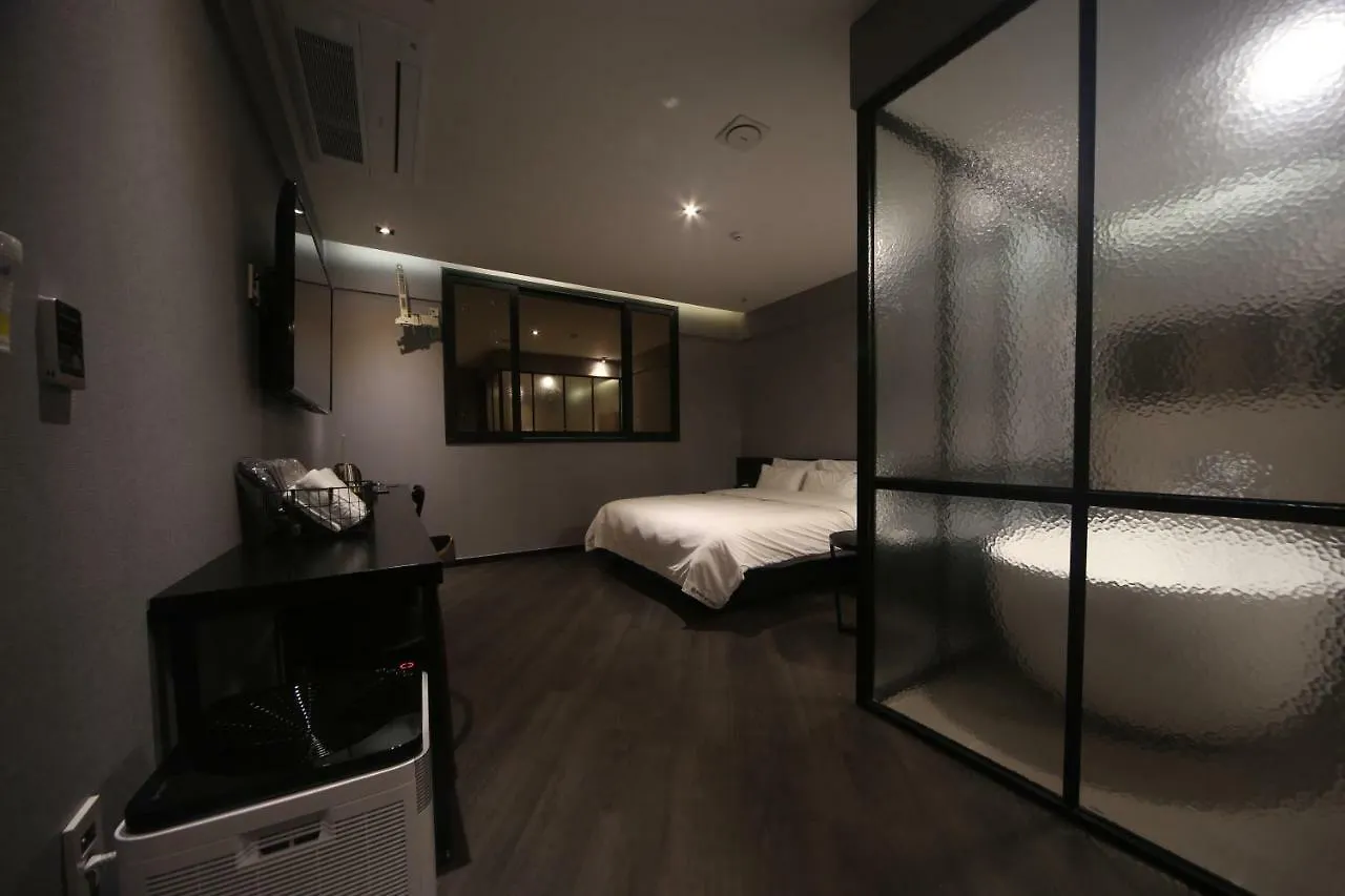 Beomil Brown Dot Hotel Busan South Korea