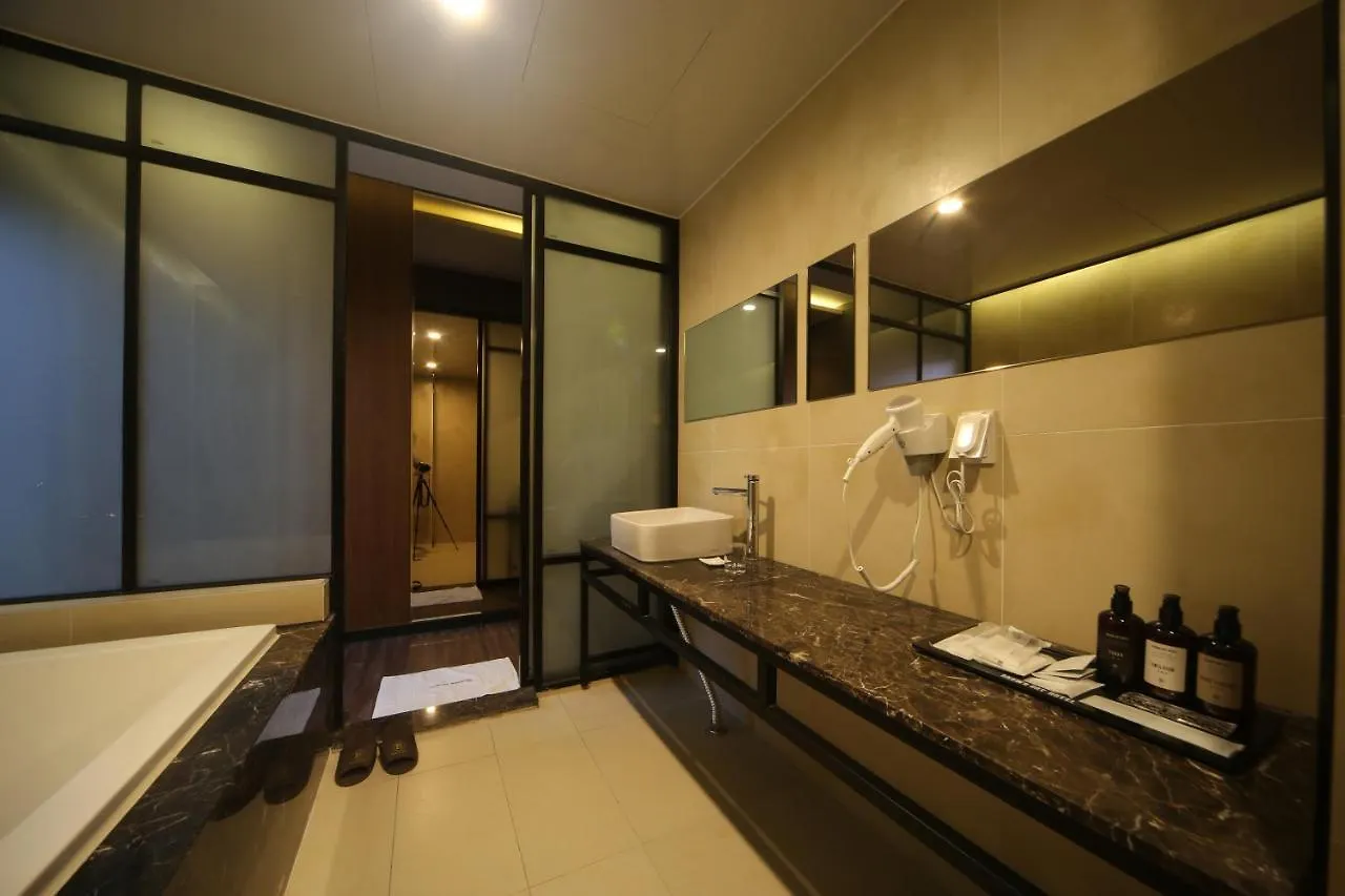 Beomil Brown Dot Hotel Busan South Korea