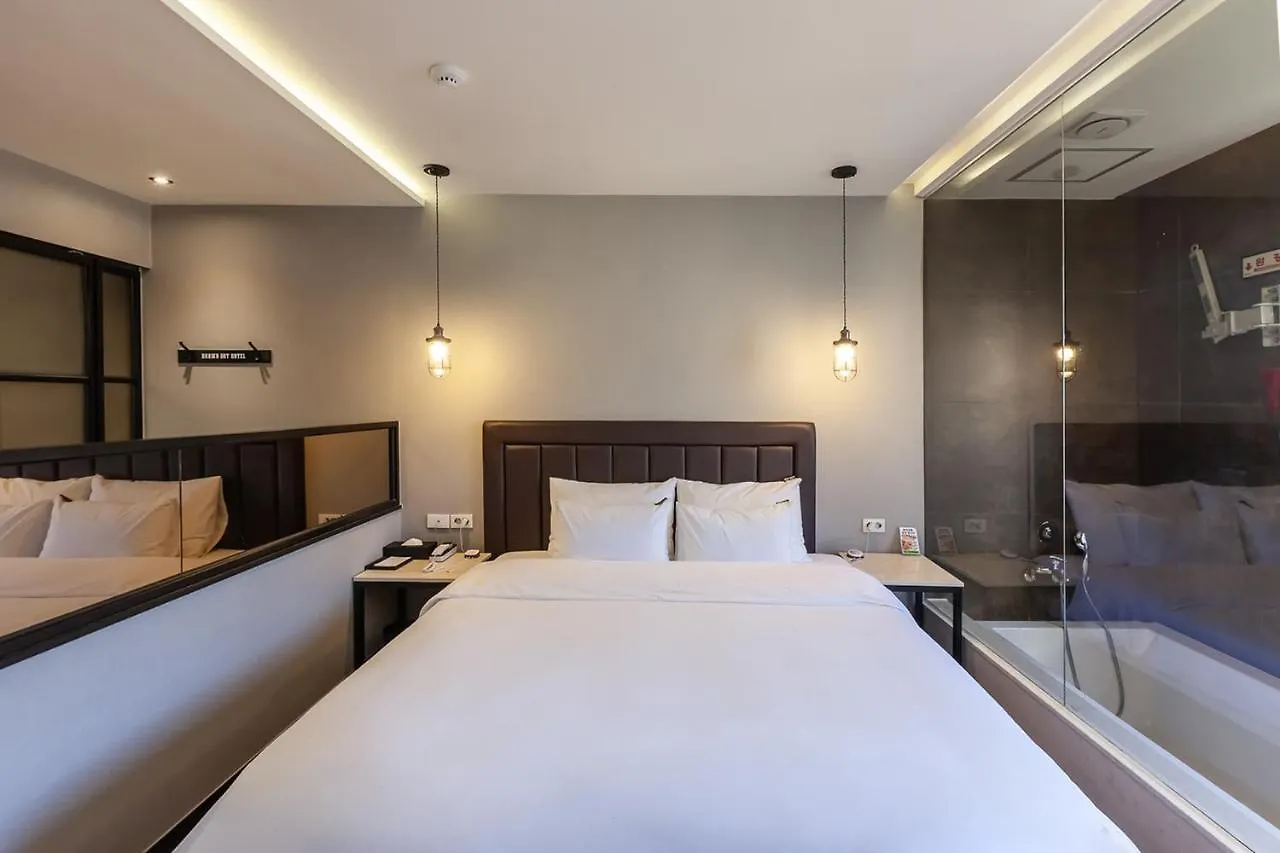 Beomil Brown Dot Hotel Busan