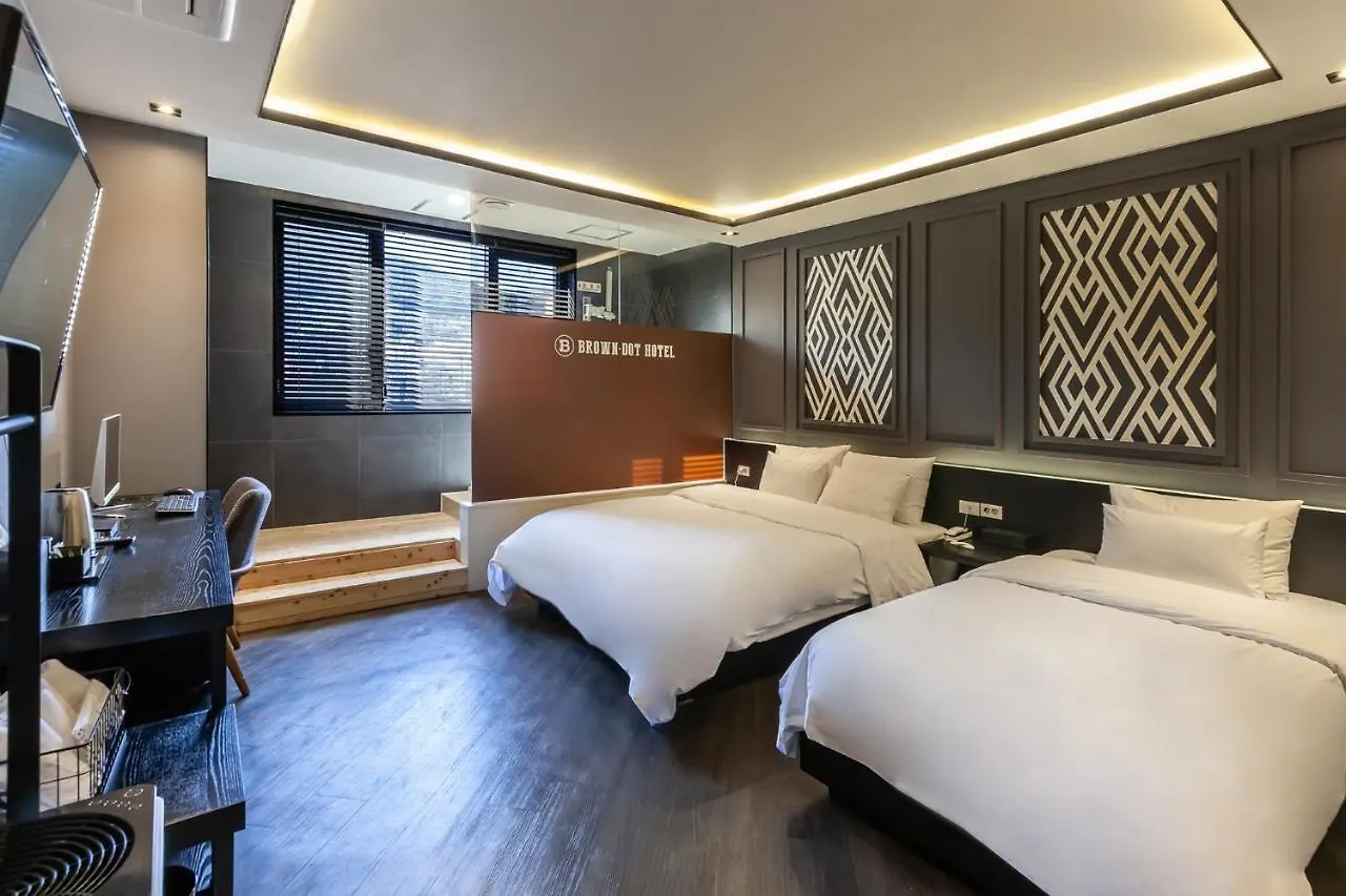 Beomil Brown Dot Hotel Busan