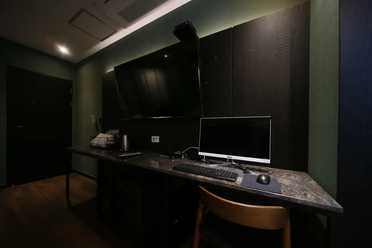 Beomil Brown Dot Hotel Busan